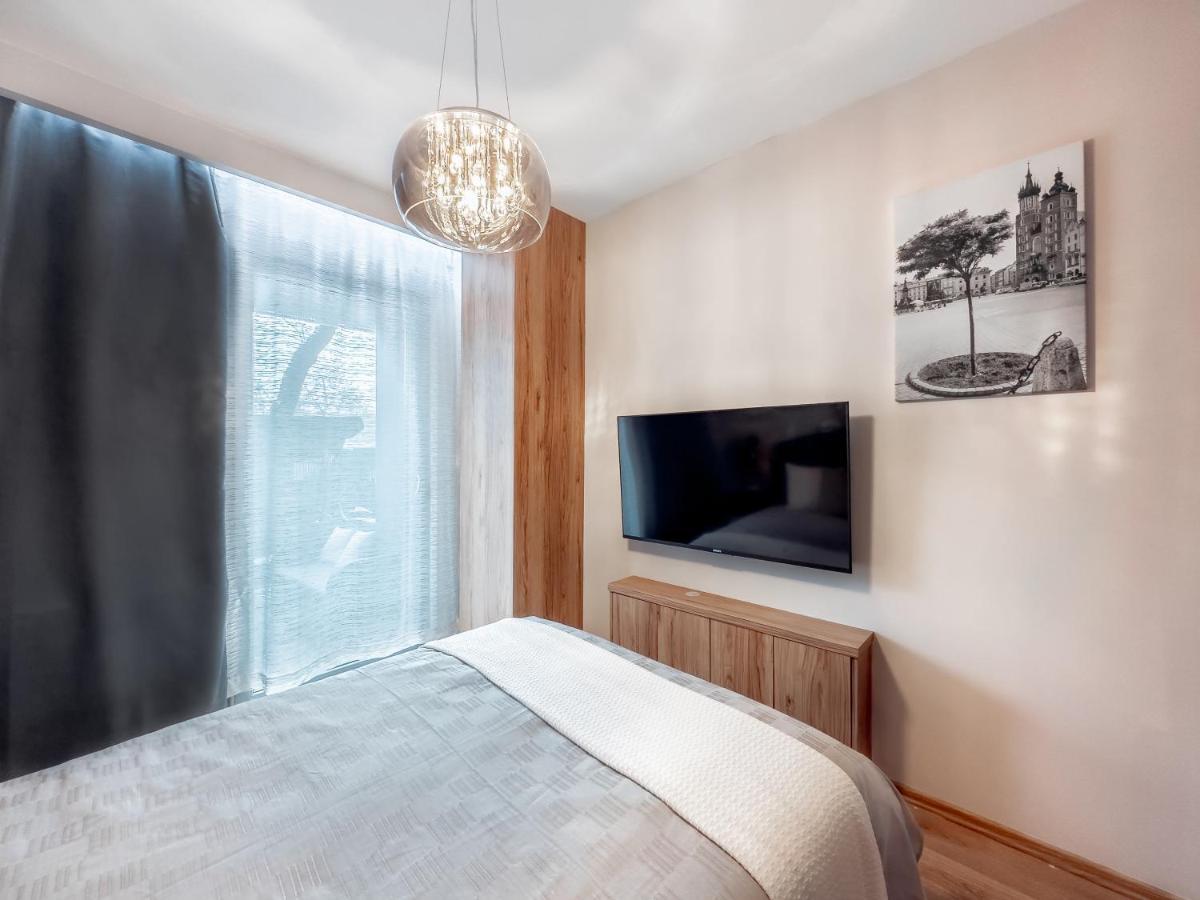 Apartament Z Duzym Tarasem W Centrum Krakowa Cracóvia Exterior foto