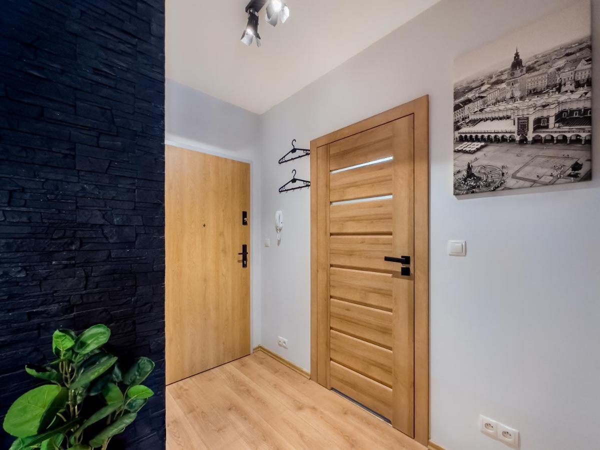 Apartament Z Duzym Tarasem W Centrum Krakowa Cracóvia Exterior foto