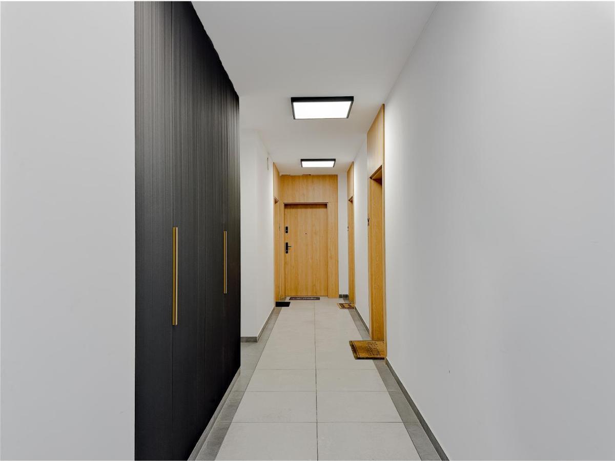 Apartament Z Duzym Tarasem W Centrum Krakowa Cracóvia Exterior foto
